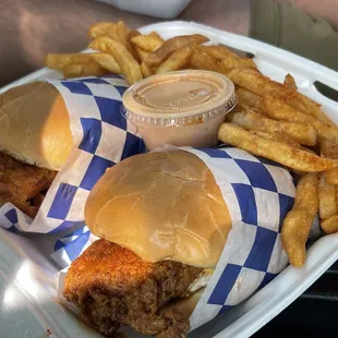 Hot chicken sliders and fries