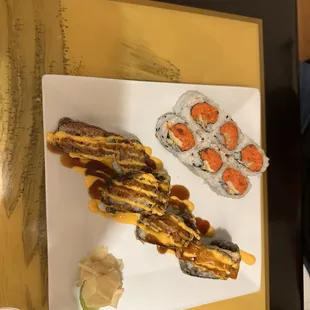 Sushi rolls