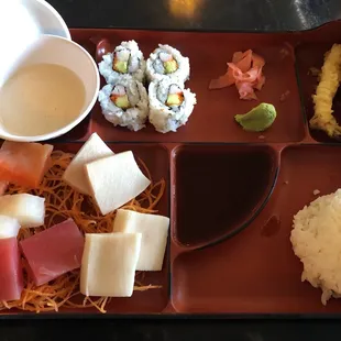 20190121 - small sashimi bento box