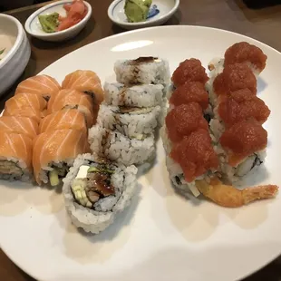 sushi and sashimi, sashimi, sushi, food