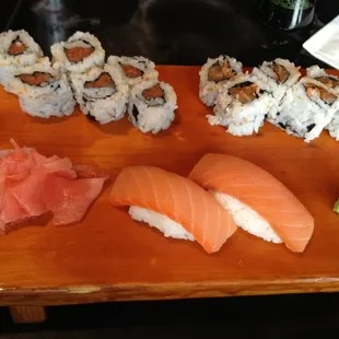 Spicy tuna, spicy salmon and smoked salmon nigiri