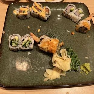 So good, I forgot to take a picture when it came out! These were all from the happy hour menu.