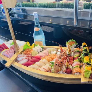 Asaka Sushi Boat ( New )