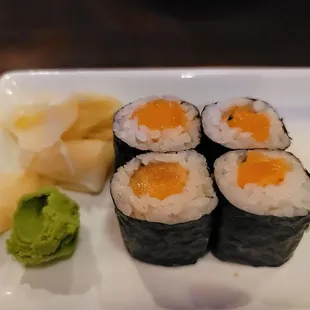 Salmon roll
