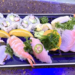 Sushi &amp; Sashimi Combo