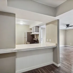 2 Bedroom Dinning-Living Room View