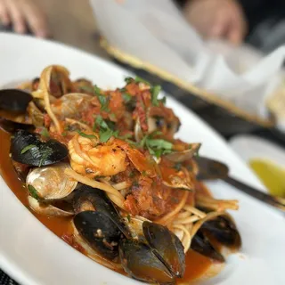 Linguine ai Frutti di Mare