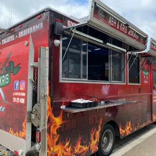 a red food truck