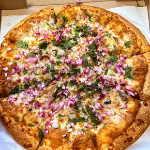 Pau BHAJI pizza. Full of flavor and well seasoned.