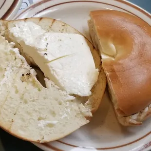 Bagel with cream cheese
