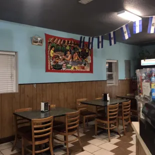 Small and cozy, come by!