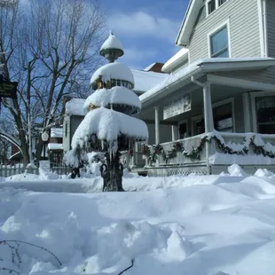 Winter Wonderland at the Ashley-Drake Inn.