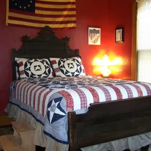 Liberty Room, downstairs, queen bed, private en-suite bathroom with stand up shower stall