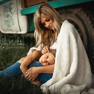 Blue truck minis- Oklahoma Family Photographer