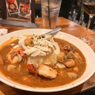 Seafood Gumbo w/lump crabmeat on top