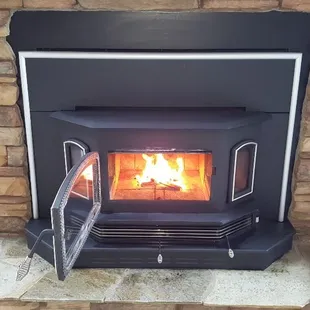 Quadrafire wood insert, we were draft testing this fireplace for smoke spillage.