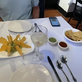 Guacamole for 2