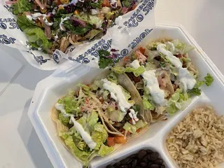 Maskadores Taco Shop