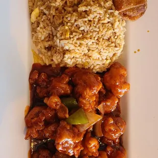 General Tso chicken, fried rice and egg roll