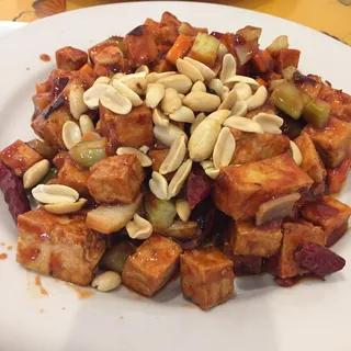 140. Kung Pao Tofu with Peanuts /