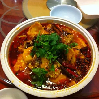 23. Seafood Combination Pot/