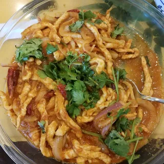 65. Shredded Chicken in Thai Curry Sauce/