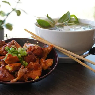 Garlic Butter Chicken Phở