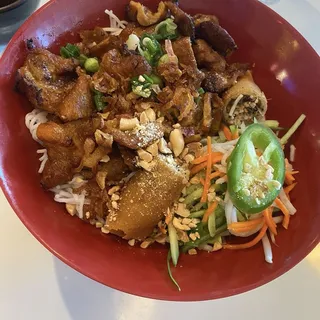 Vermicelli w/ Grilled Pork & Eggroll (Bn Tht Nng Ch Gi)