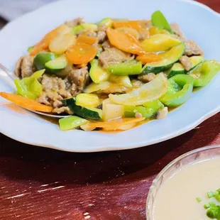 Beef with Mixed Vegetables