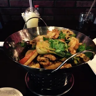 Chinese traditional hot&amp;spicy pot with warmer.real taste.