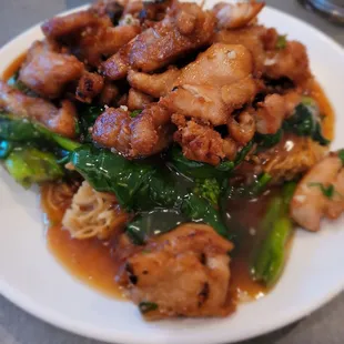 Minute Chicken Cake Noodles