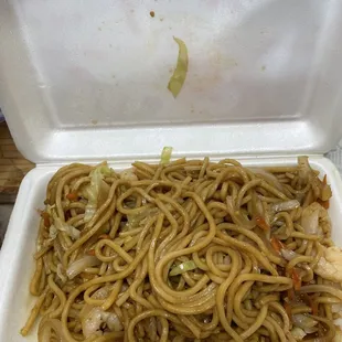 Shrimp lomein pint size.