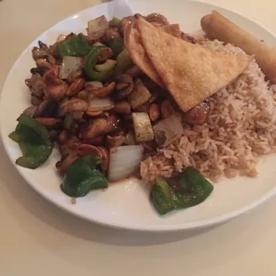 Kungpao chicken, no zucchini add mushrooms.