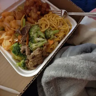 chowmein, shrimp and beef brocolli large portions and pretty tasty