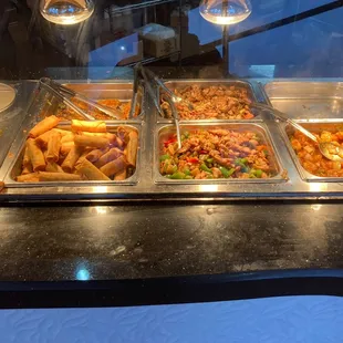 Choice of 1 of 3 entrees.