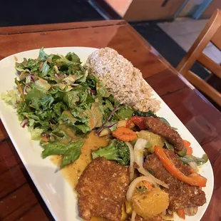 Orange chicken, lunch special