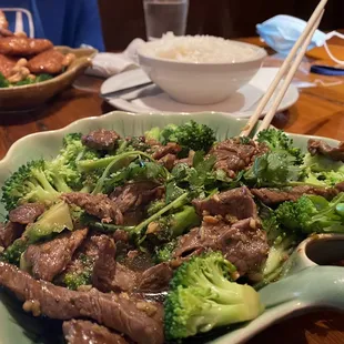 Garlic sauce beef and broccoli medium heat