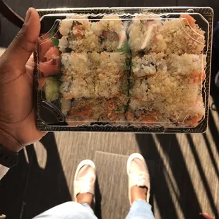 Crunchy spicy tuna roll.
