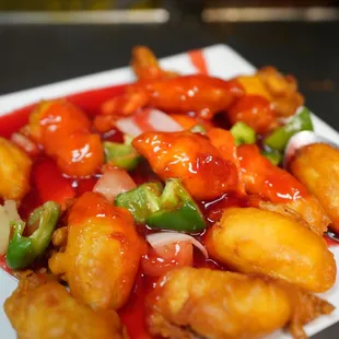 SWEET AND SOUR CHICKEN