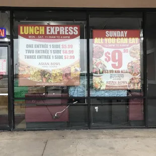 the front window of a restaurant