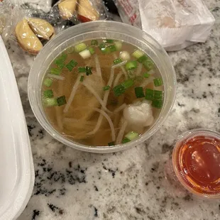 Wonton soup