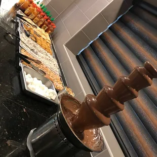 Chocolate Fondue Fountain