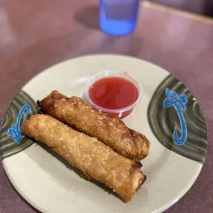 Pork egg rolls ($2.99)