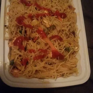 Shrimp &amp; veggie Singapore noodles. Spicy &amp; delicious!