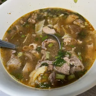 Tom kheuang nai beef soup