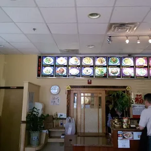 ramen and noodles, interior