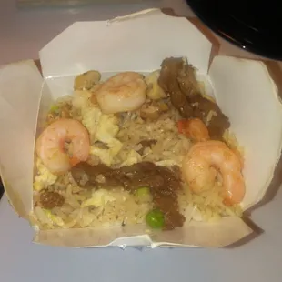 They forgot my chicken fried rice with novegetables. So, I called and told them. This seemed like an attack on me.Not the first time either