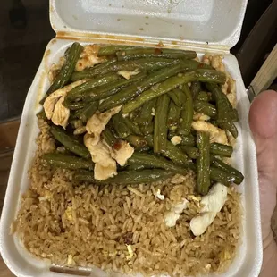 Chicken with string beans in garlic sauce