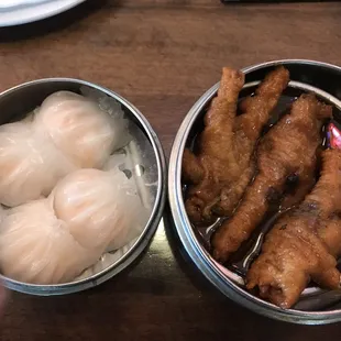 Har garw, and chicken feet