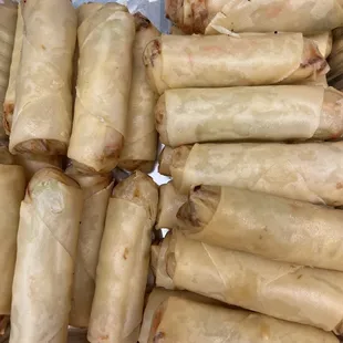 a plate of chinese food